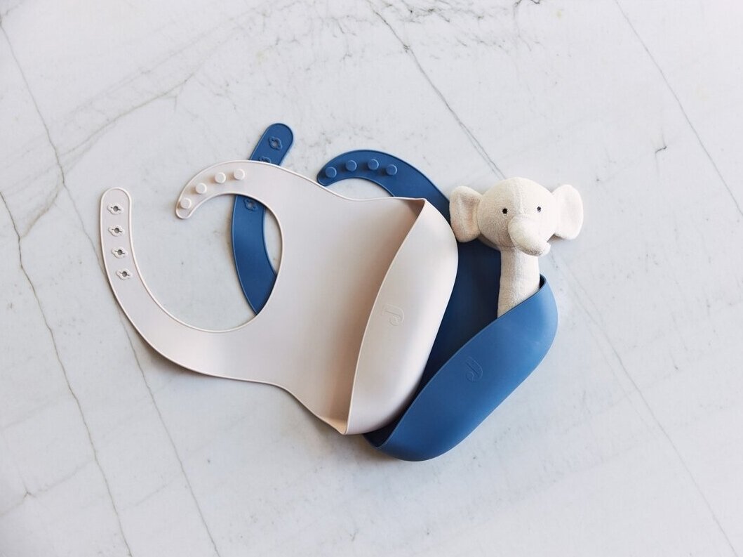 Силиконовый нагрудник Jeans Blue 2 Силиконовый нагрудник Jeans Blue 2