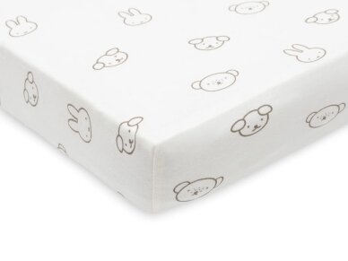 Jollein trikotažinė paklodė su guma Jersey 40x80/90cm Miffy and Friends 1 Jollein trikotažinė paklodė su guma Jersey 40x80/90cm Miffy and Friends 1