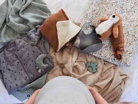 Jollein Rattle Moon Ash Green 1 Jollein Rattle Moon Ash Green 1