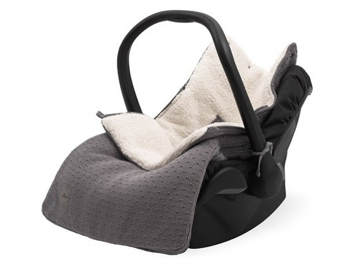 Jollein Bliss Knit Storm Grey vokelis automobilinei kėdutei. lopšiukui Jollein Bliss Knit Storm Grey vokelis automobilinei kėdutei. lopšiukui