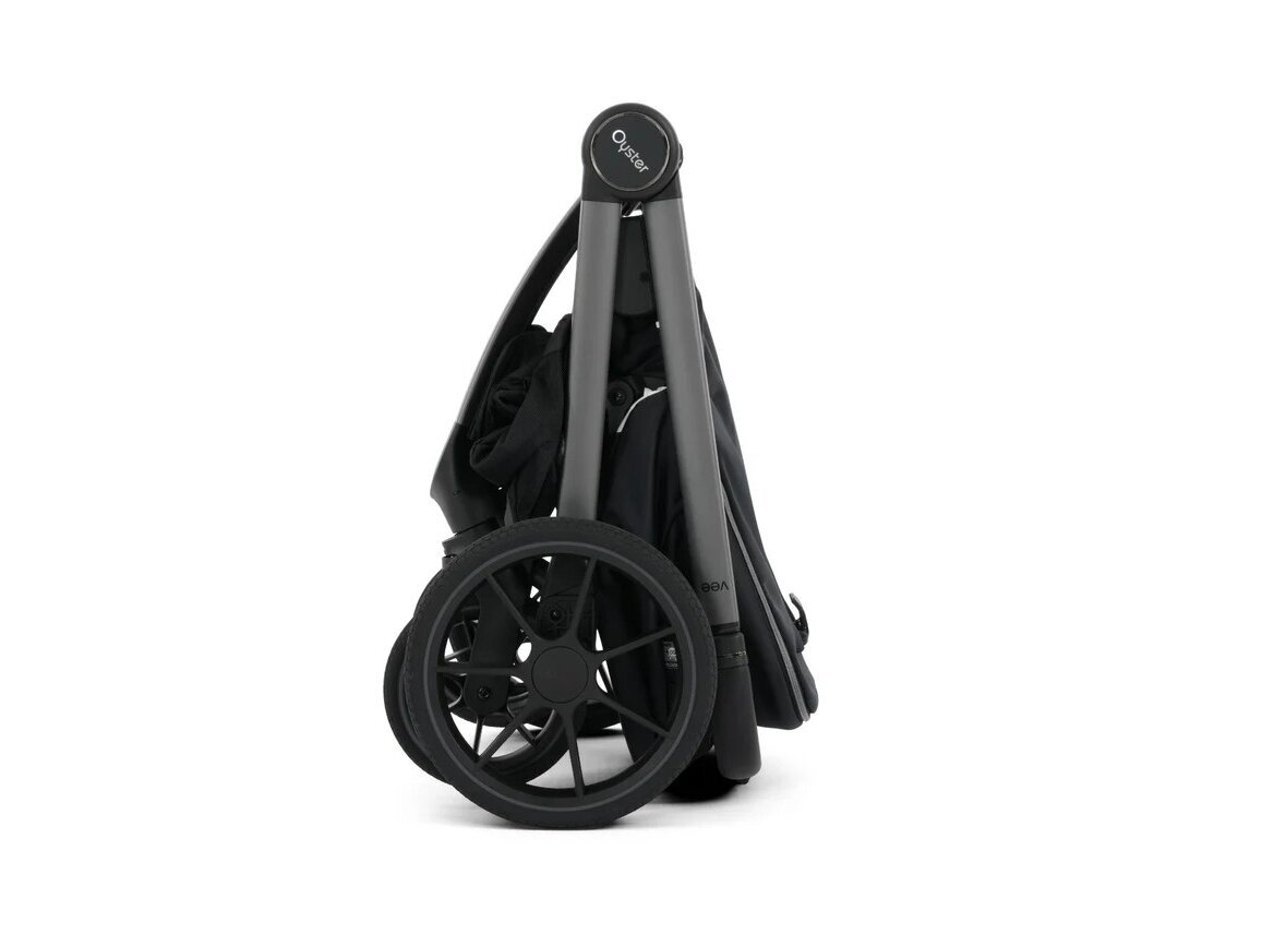 Oyster Vee Travel Bundle 11in1 Liquorice 4