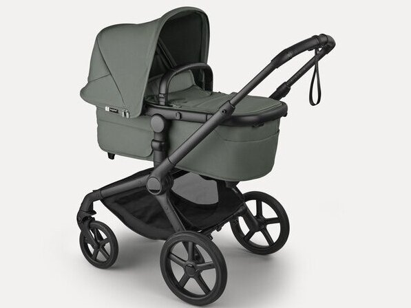 Universalus vežimėlis Bugaboo Fox 5 Renew Forest green/ Forest green /Black frame 2in1 1 Universalus vežimėlis Bugaboo Fox 5 Renew Forest green/ Forest green /Black frame 2in1 1